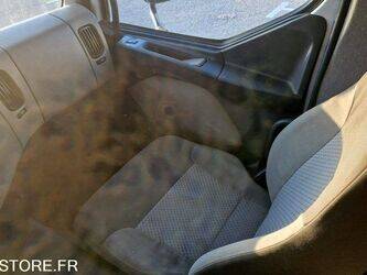 2010-renault-premium-1427510-45734991