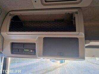 2010-renault-premium-1427510-45734993