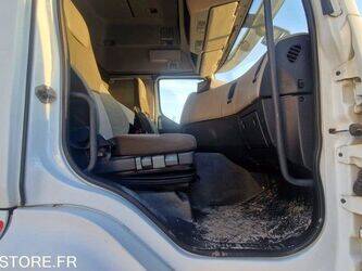 2010-renault-premium-1427510-45734996