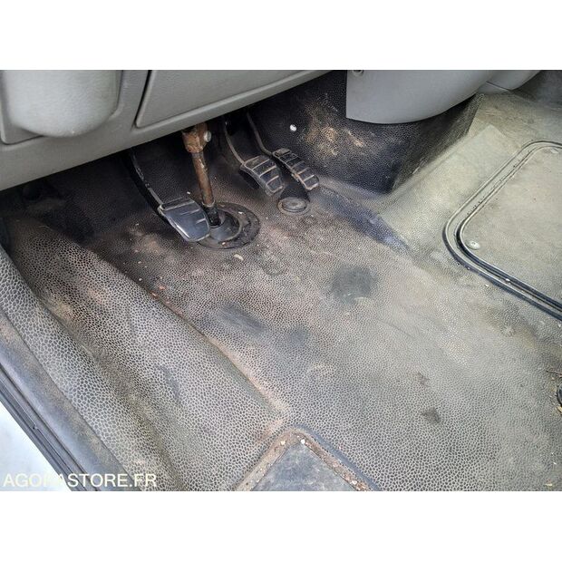 2009 رينو Master-45735016