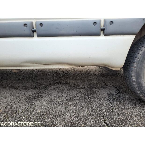 2009 رينو Master-45735019