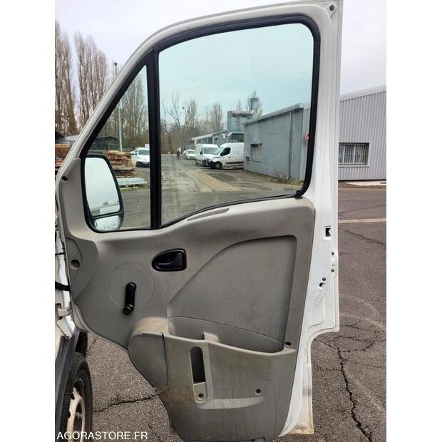 2009 رينو Master-45735036