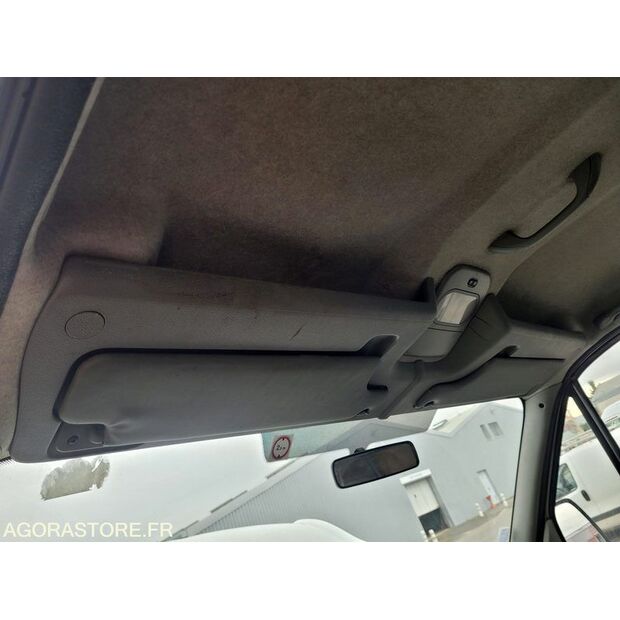 2009 رينو Master-45735048