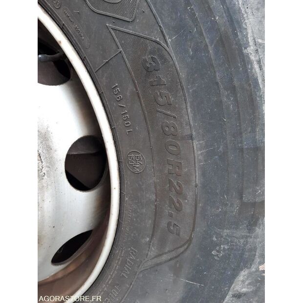 2011 رينو Lander-45735089