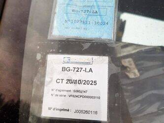 2011-renault-lander-1427516-45735090