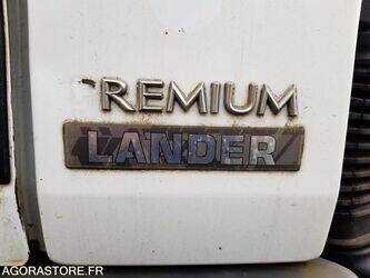 2011-renault-lander-1427516-45735093