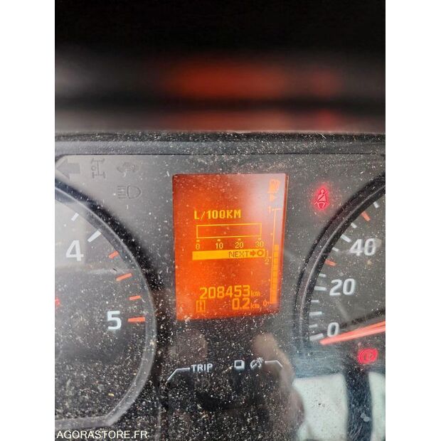 2016 NISSAN Cabstar-45735152