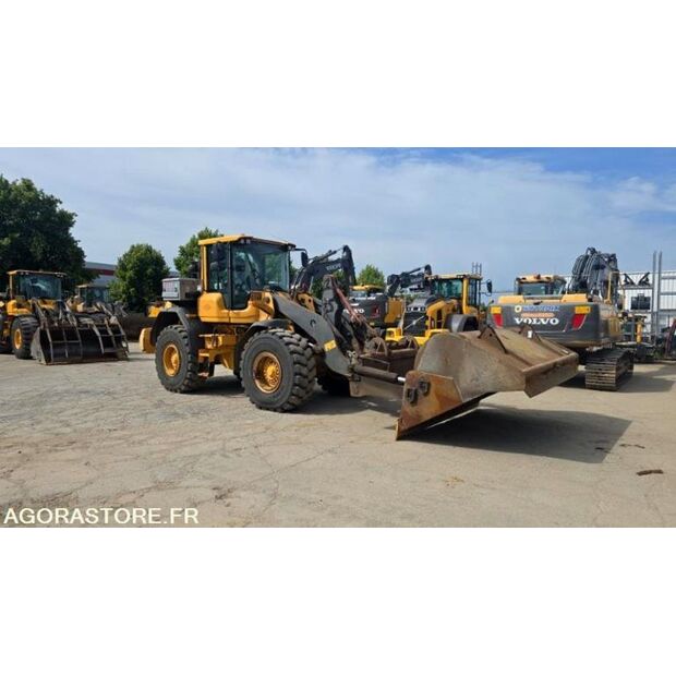 2014 فولفو L90G-45735192