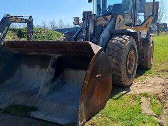 صورة ل شيولات 2012 فولفو L110G