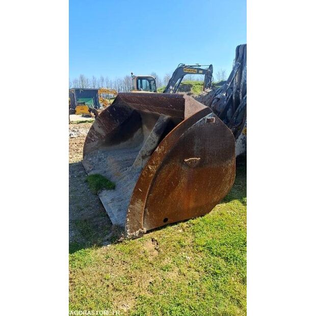 2012 فولفو L110G-45735226