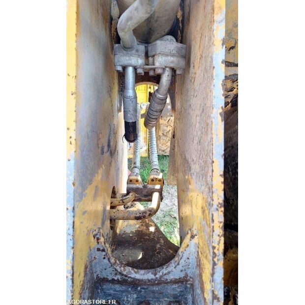 2012 فولفو L110G-45735251