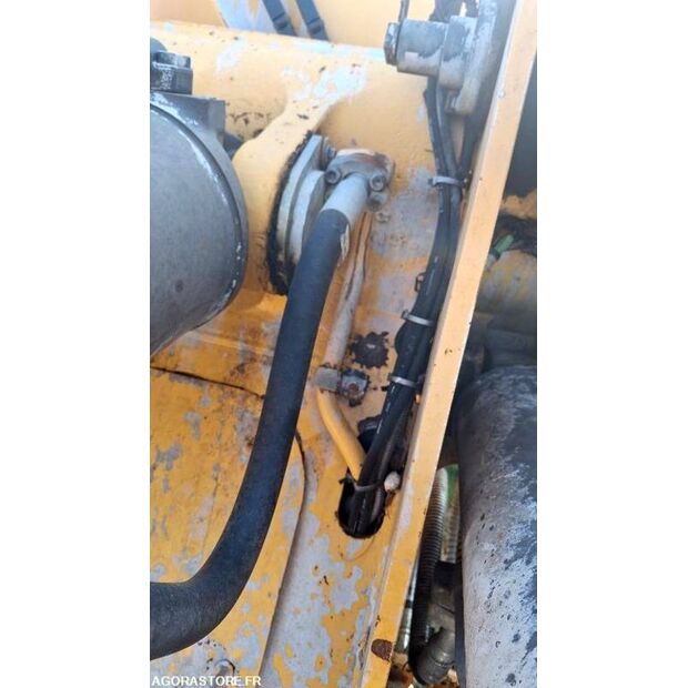 2012 فولفو L110G-45735252