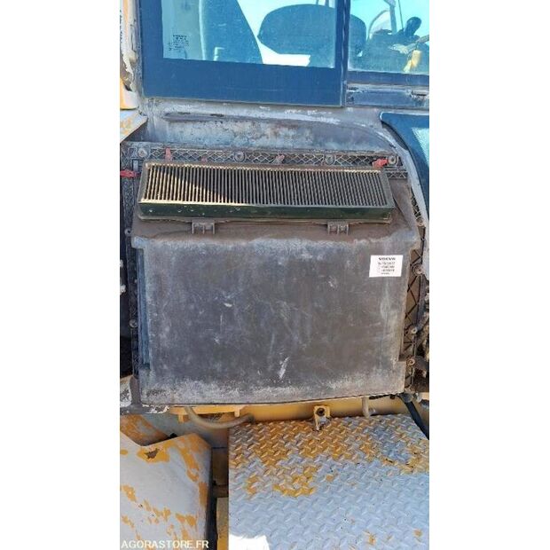 2012 فولفو L110G-45735256