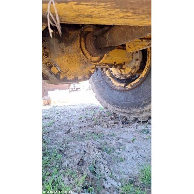 2012 فولفو L110G-45735263