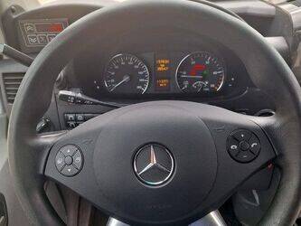 2015-mercedes-benz-sprinter-1427534-45735298