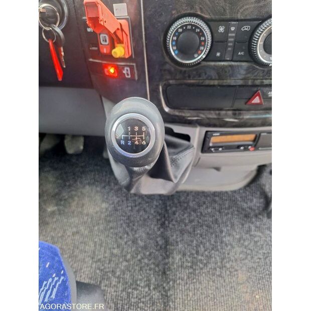 2015 Mercedes-Benz SPRINTER-45735303