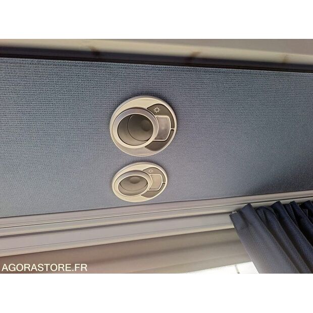 2015 Mercedes-Benz SPRINTER-45735307