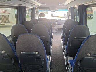 2015-mercedes-benz-sprinter-1427534-45735308