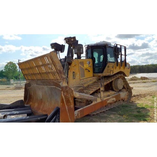 2023 كاتربيلر D7-45735316