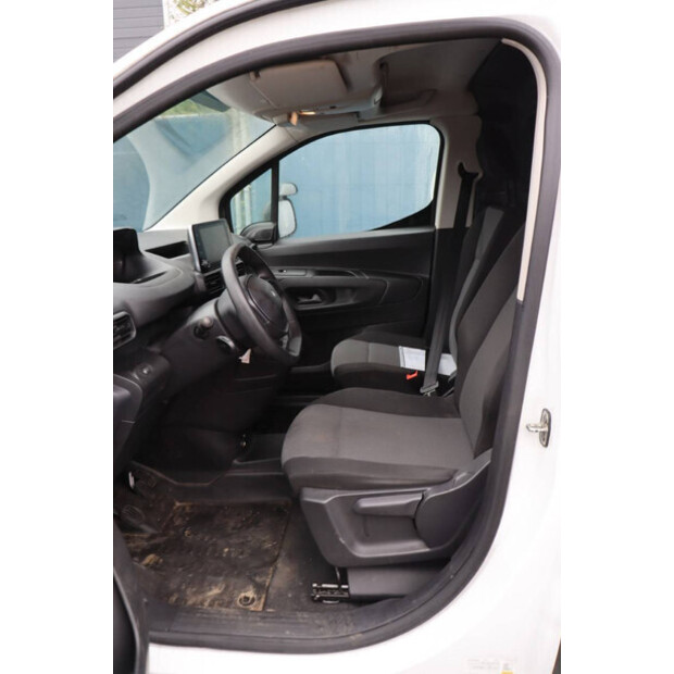 2020 Peugeot PARTNER-45735652