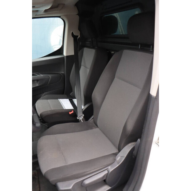 2020 Peugeot PARTNER-45735653