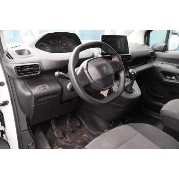2020 Peugeot PARTNER-45735654