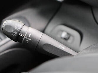 2020-peugeot-partner-1427540-45735657