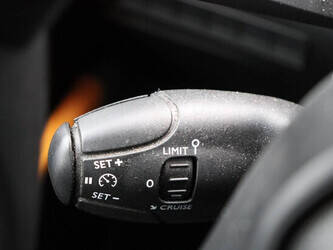 2020-peugeot-partner-1427540-45735658