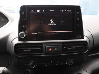 2020-peugeot-partner-1427540-45735663