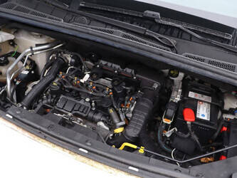 2020-peugeot-partner-1427540-45735675