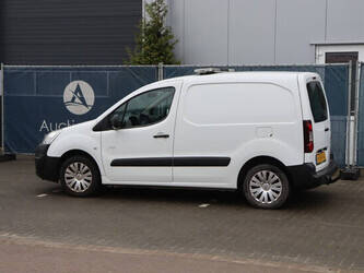 2017-citroen-berlingo-1427541-45735680