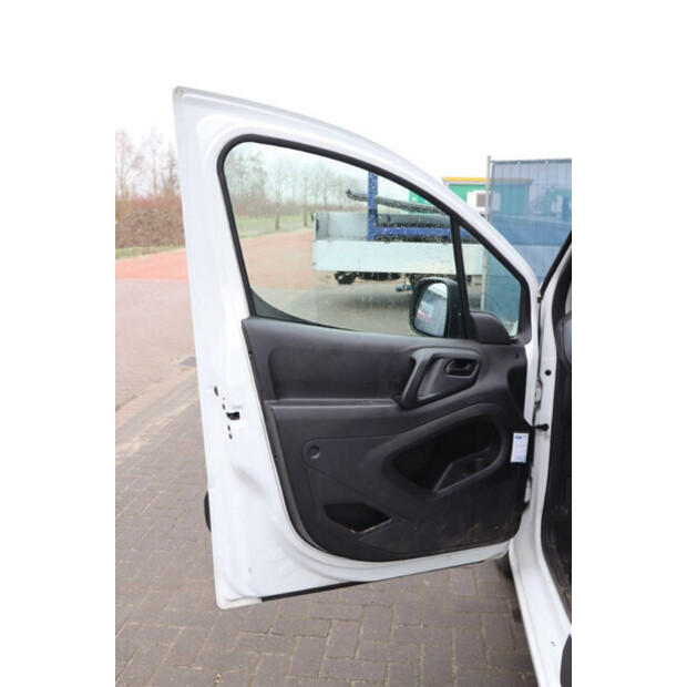 2017 سيتروين BERLINGO-45735693