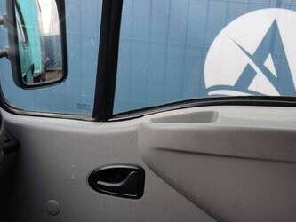 2003-renault-mascott-1427543-45735811