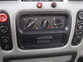 2003-renault-mascott-1427543-45735813