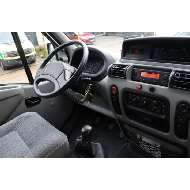 2003 Renault Mascott-45735824