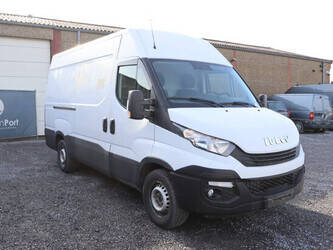 iveco-daily-1427546-45735939