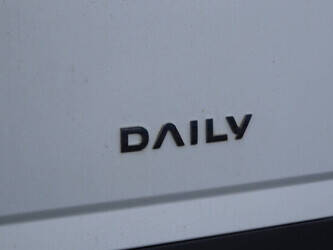 iveco-daily-1427546-45735948