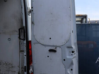 iveco-daily-1427546-45735950