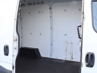 iveco-daily-1427546-45735958