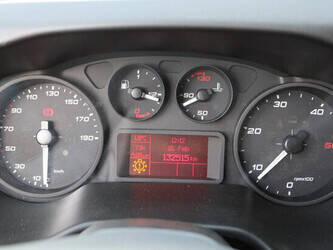 iveco-daily-1427546-45735970