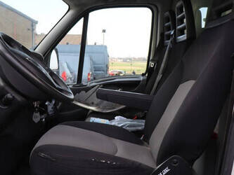 iveco-daily-35c15-1427550-45736229