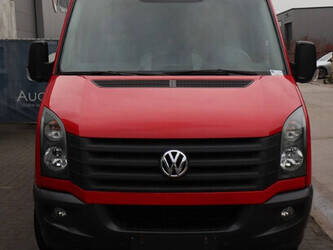 2015-volkswagen-crafter-1427554-45736343