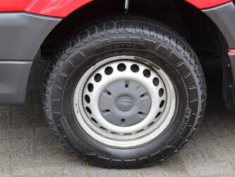 2015-volkswagen-crafter-1427554-45736347