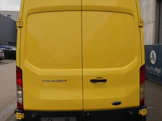 2016-ford-transit-1427557-45736466