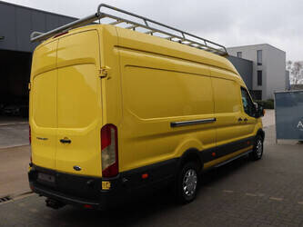 2016-ford-transit-1427557-45736467