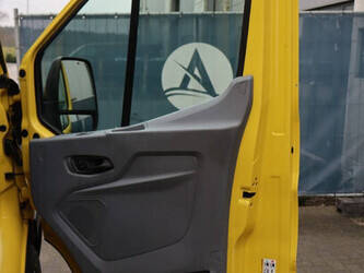 2016-ford-transit-1427557-45736508