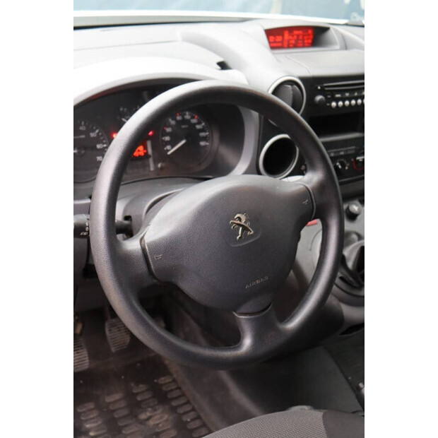 2018 بيجو PARTNER-45736646