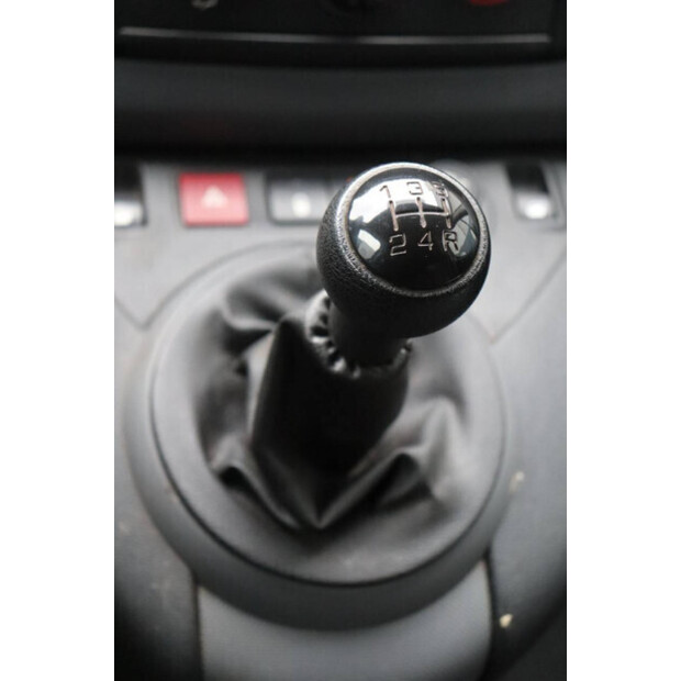 2018 بيجو PARTNER-45736648