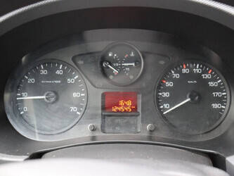 2018-peugeot-partner-1427561-45736654