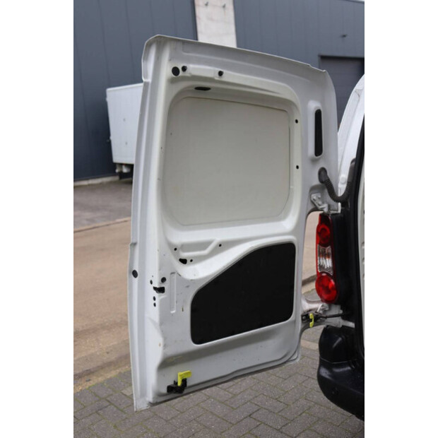 2018 بيجو PARTNER-45736658